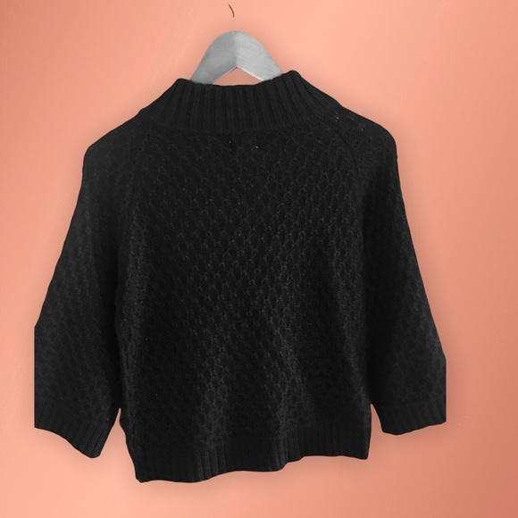 Ladies petite black sweater - Picture 4 of 4